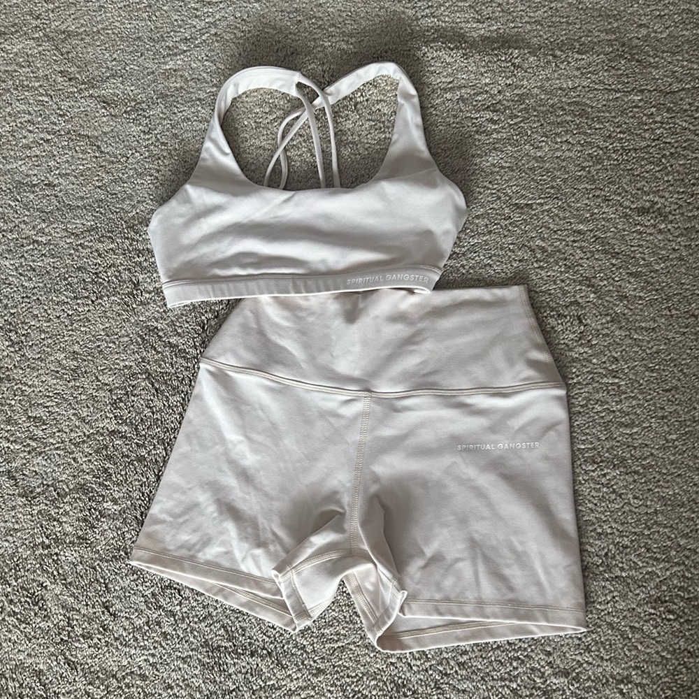 Spiritual gangster set